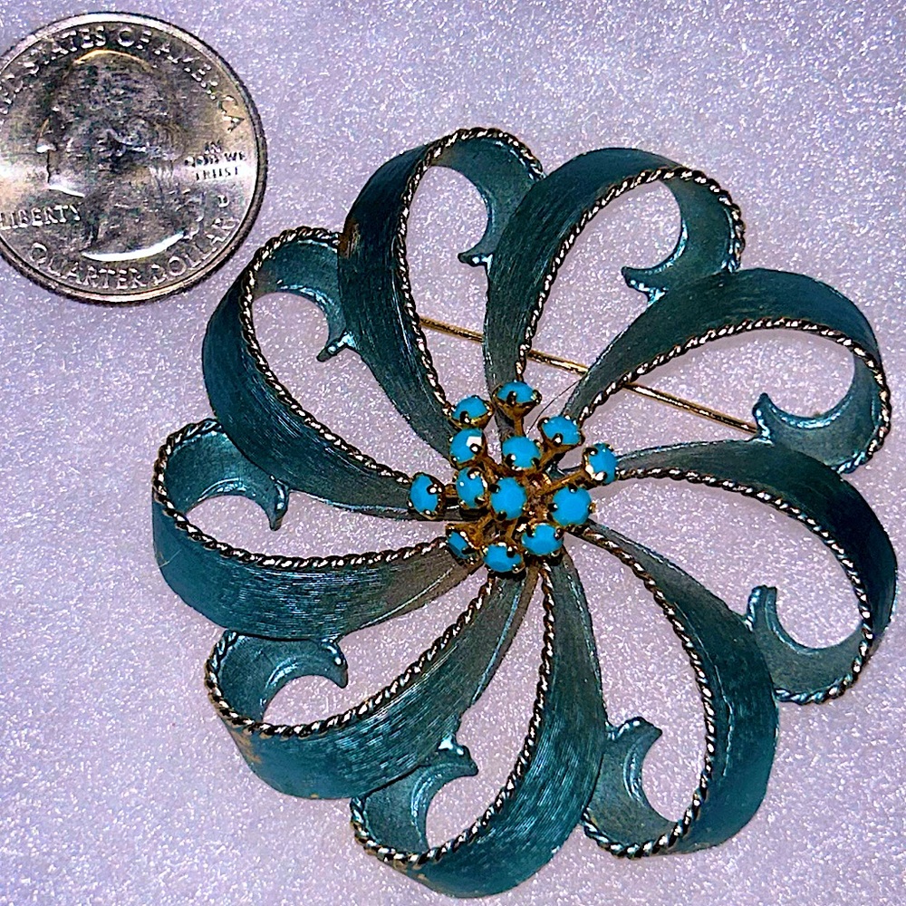 Vintage 60s Mid-Century Green/Blue Floral Design Brooch.